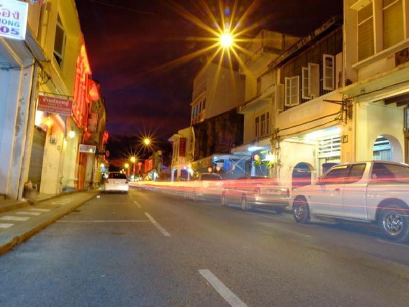 99 Oldtown Boutique Guesthouse Sha Extra Plus Phuket Exterior foto